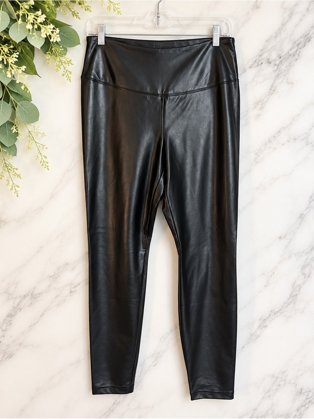 NWT WHBM Vegan Leather Runway Leggings Black Size 12R Fall Winter soccer mom
